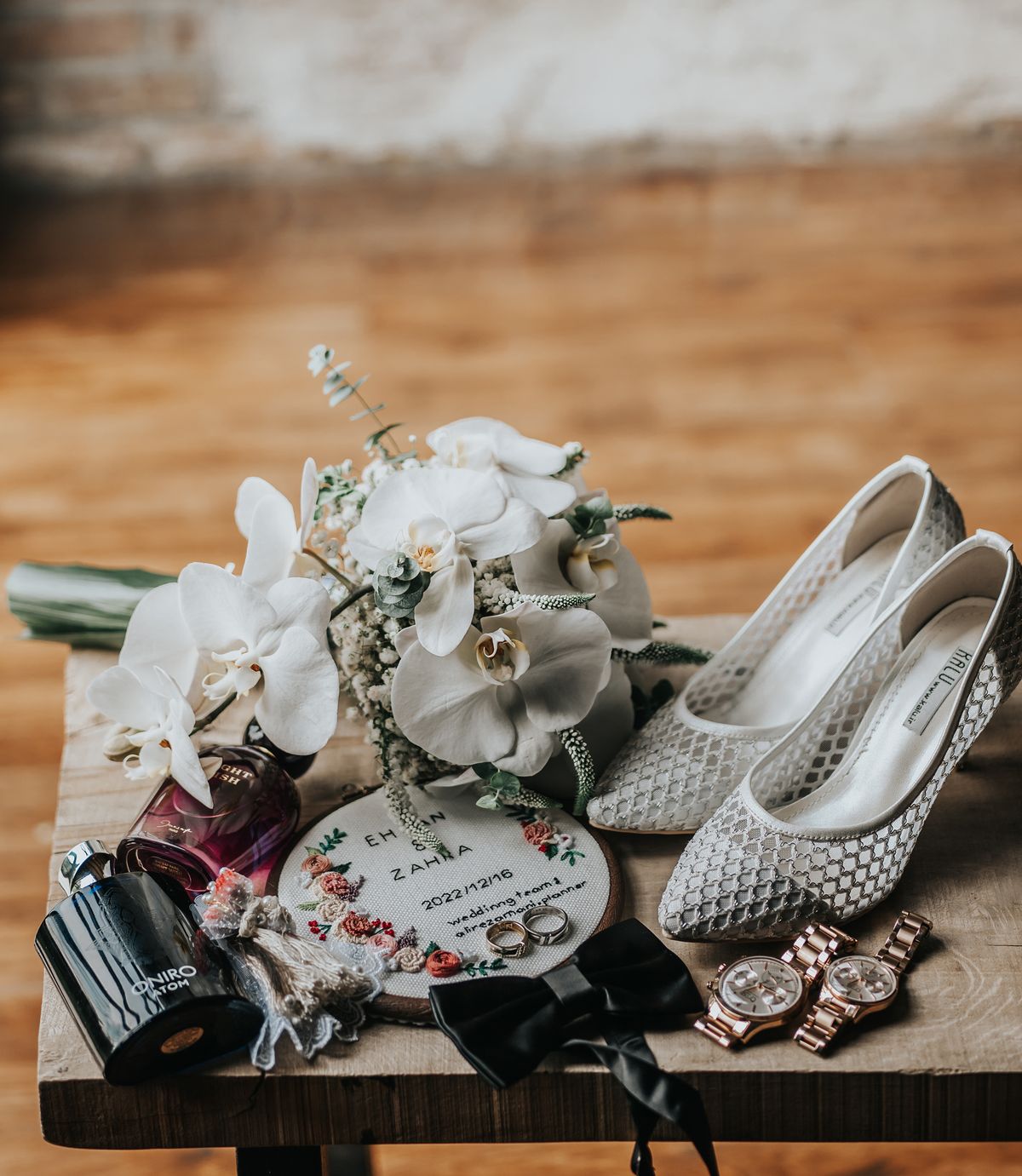 Bridal accessories, bouquet and shoes